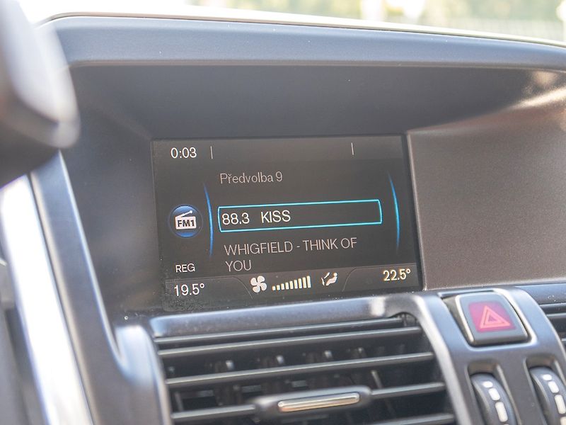 Volvo XC60 (2012) 2.0D 120KW man – KM CEBIA - fotka 22 z 39