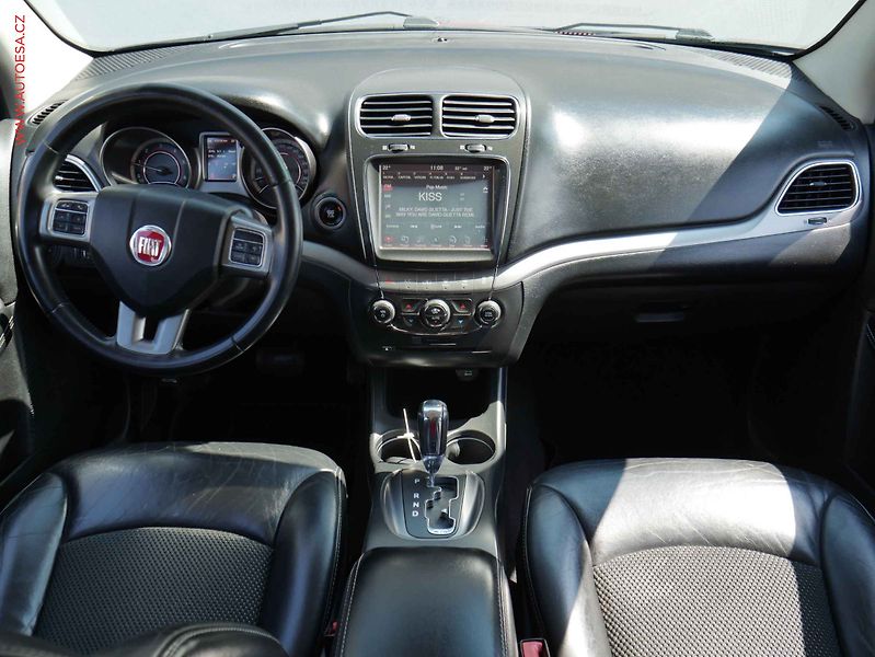 Fiat Freemont (2014) 2.0 JTD 4x4, Cross, AT, kůže - fotka 8 z 22