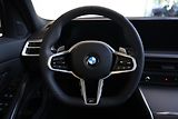 BMW Řada 3 330d xDrive Touring - náhled 10