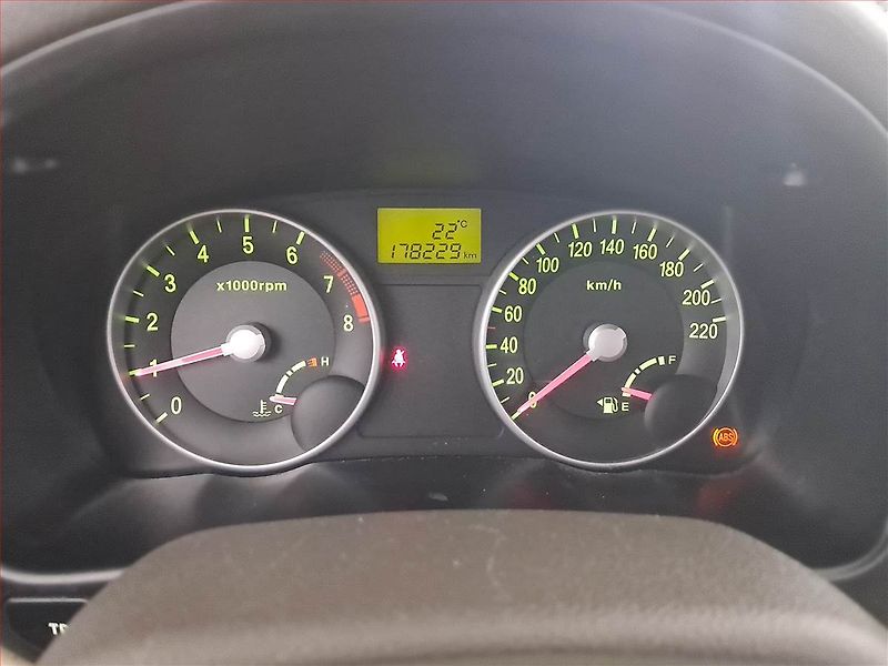 Hyundai Accent (2007) 1.4i, Eko.zaplacen, nová STK - fotka 11 z 16