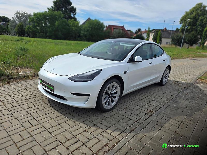 Tesla Model 3 (2021) SR+ Facelift, Tažné, DPH - fotka 1 z 16