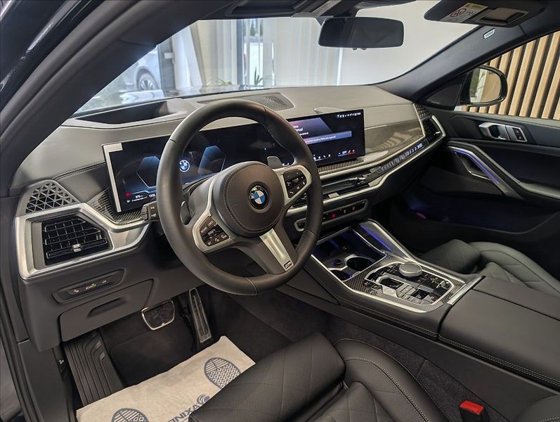 BMW X6 xDrive 30d M Sport - fotka 14 z 38