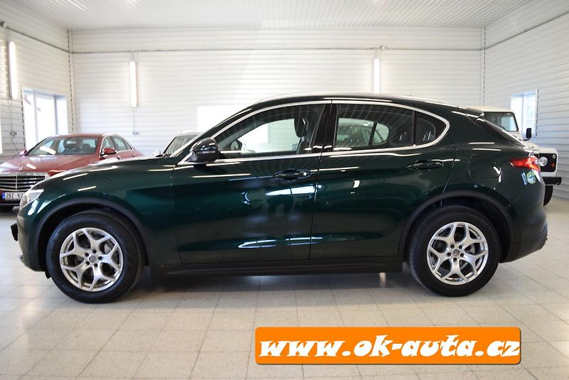 Alfa Romeo Stelvio 2.2 JTD Q4 FACELIFT 2021 - fotka 2 z 56