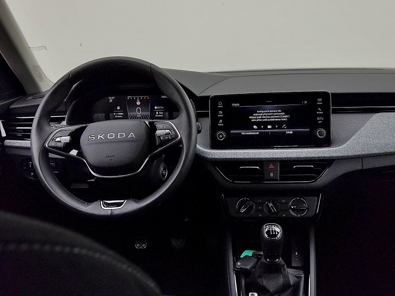Škoda Kamiq (2025) Selection 1,0 tsi 81 Kw - fotka 6 z 35