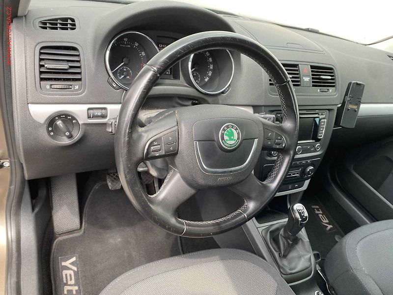 Škoda Yeti (2012) 1.4 TSi, Ambition, navi - fotka 12 z 17