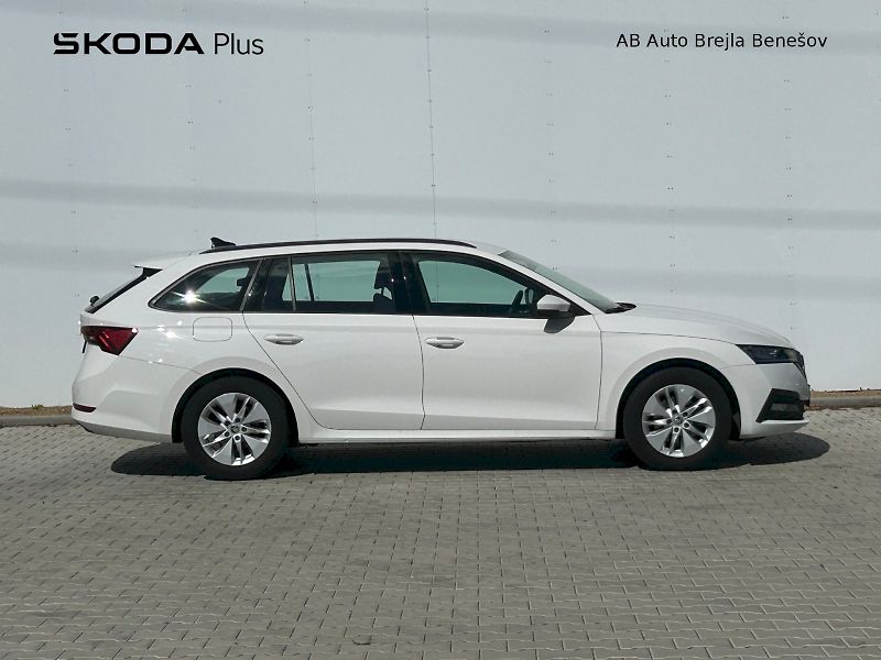 Škoda Octavia (2023) COMBI AMBITION 2.0TDI 110kW 6° - fotka 7 z 26