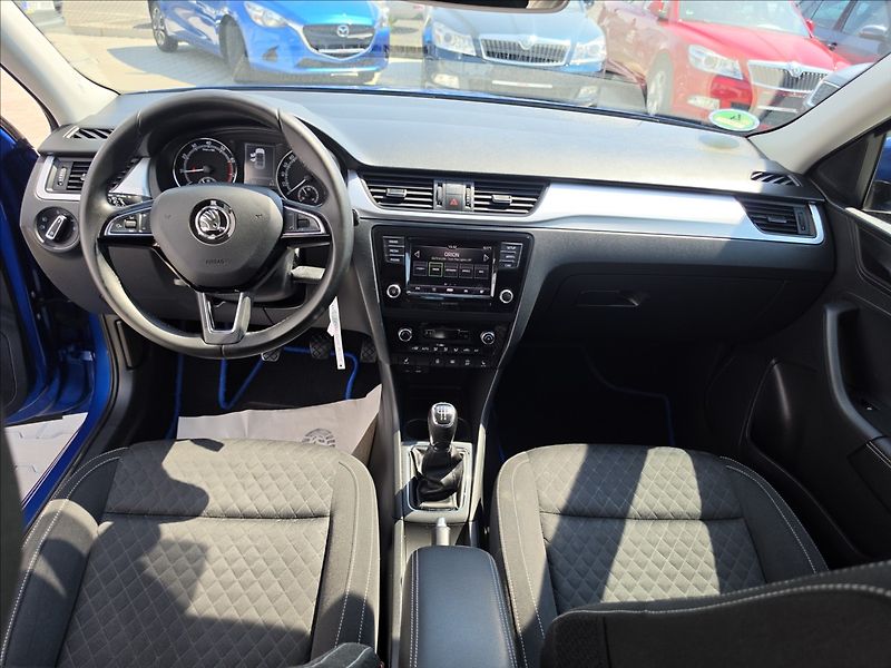 Škoda Rapid 1,0 TSi 70KW Drive dig.klima - fotka 25 z 46