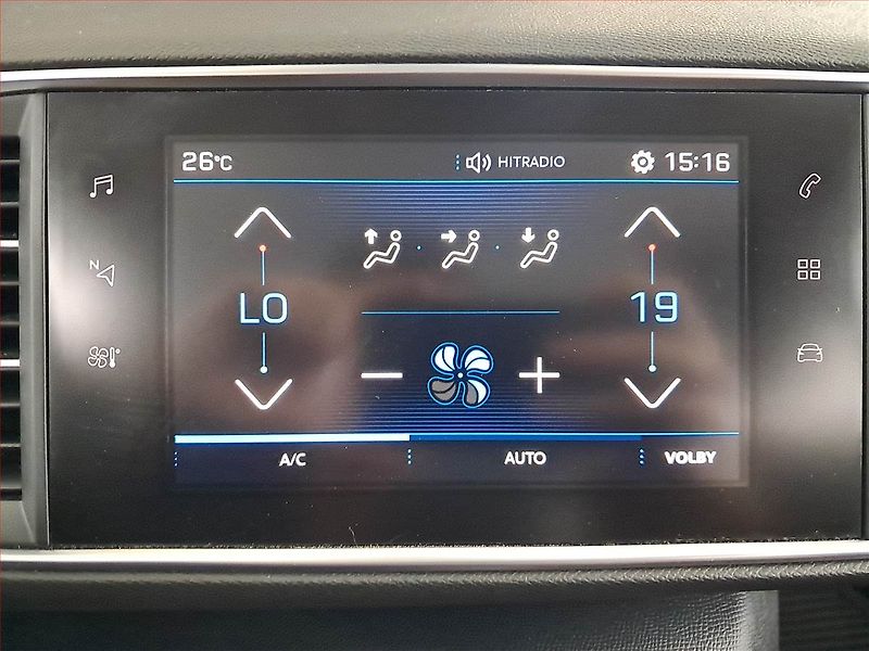 Peugeot 308 (2018) Active 1.2 PureTech, ČR,1.maj - fotka 13 z 20