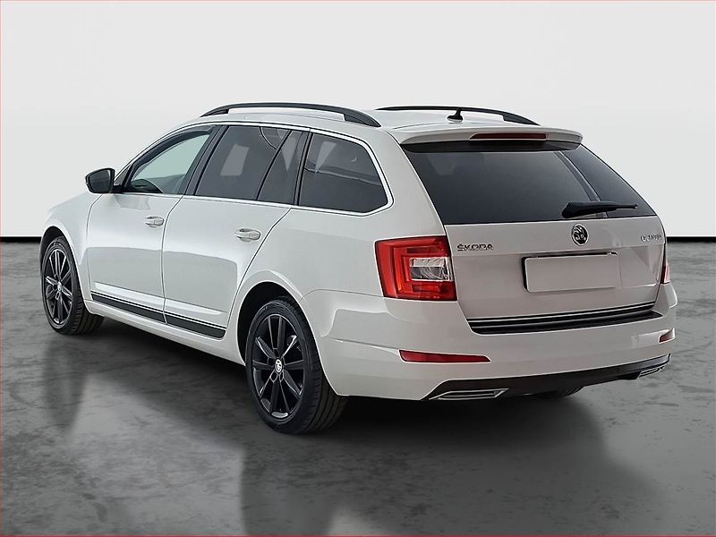 Škoda Octavia (2014) 1.8 TSI, Automat, Navi, Xenony - fotka 4 z 19