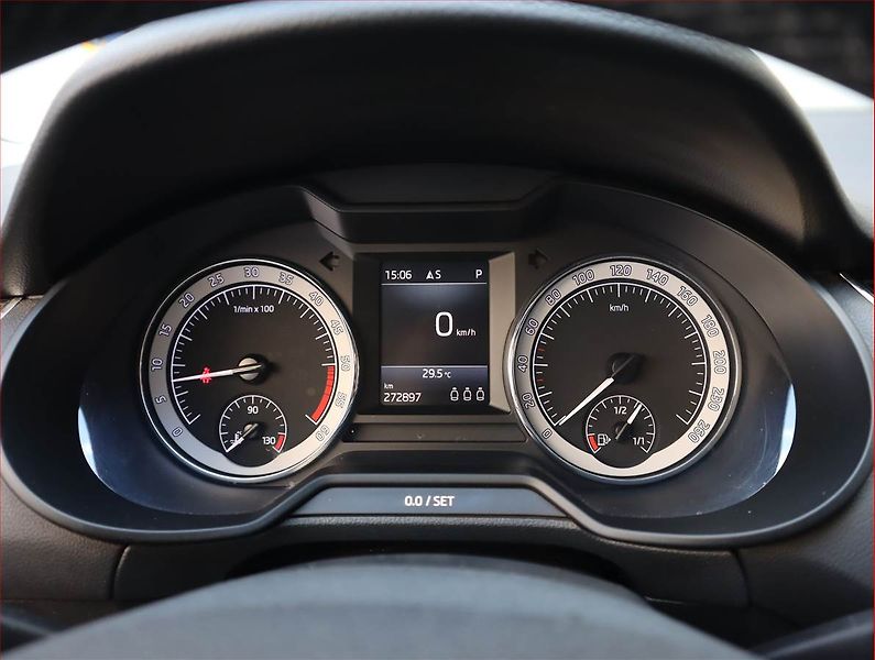 Škoda Octavia (2019) 1.6 TDI, Automat, Navi - fotka 11 z 20