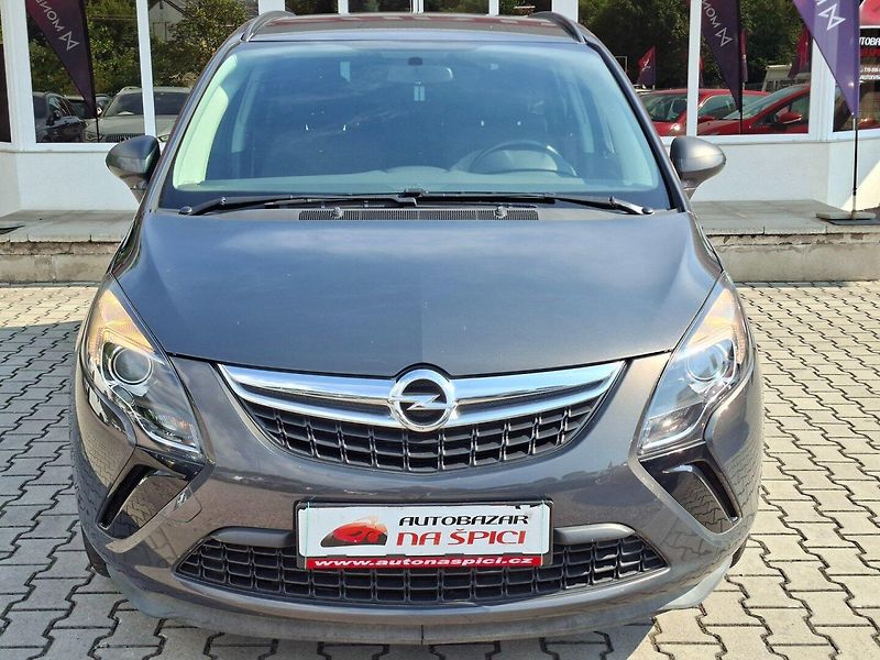 Opel Zafira (2013) TOURER 2.0CDTI 96kW -7.MÍST - fotka 3 z 41