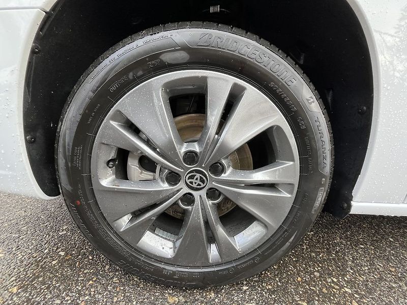 Toyota ProAce City Verso 1.5L D Family - fotka 32 z 32