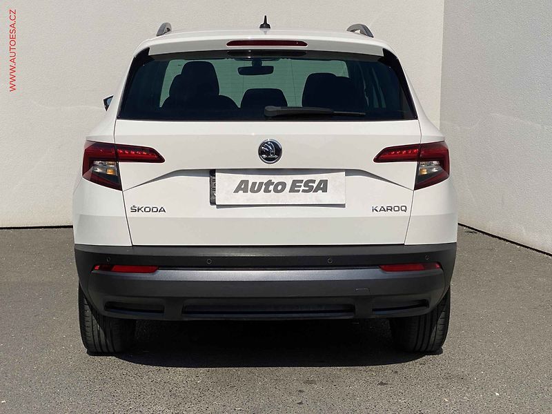 Škoda Karoq (2018) 1.0 TSi, Ambition, navi - fotka 5 z 16