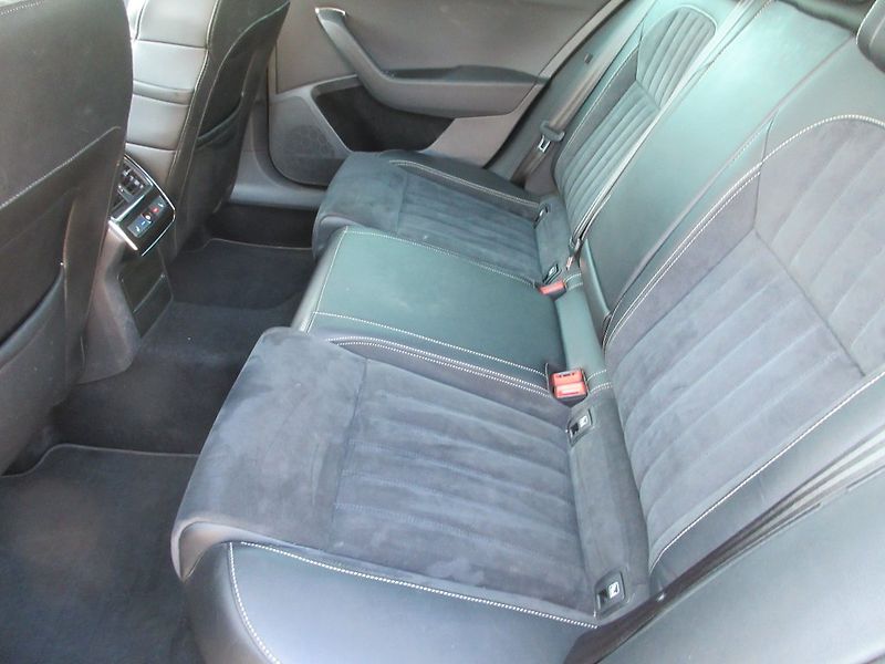 Škoda Superb 2.0 TDI 110kW  Style DSG, tažn - fotka 9 z 20