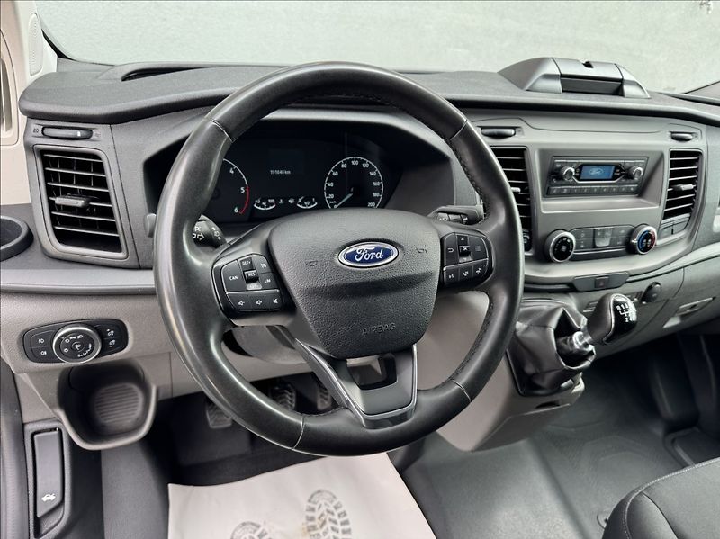 Ford Transit Custom 2,0 TDCi L1H1 DPH 1.maj ČR - fotka 32 z 50