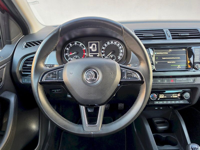 Škoda Fabia (2016) 1,2TSI 66KW STYLE*REZERVACE - fotka 6 z 29