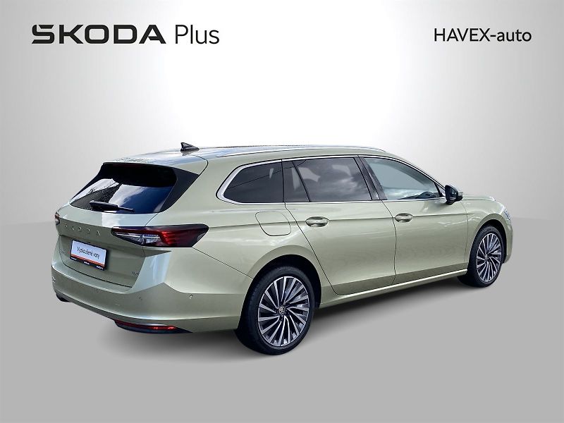 Škoda Superb (2024) Combi 2.0 TDI 4x4 DSG L&K - fotka 2 z 39