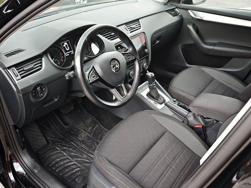 Škoda Octavia (2018) Style 2,0 TDI 110 KW DSG - fotka 21 z 26