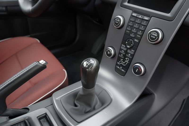 Volvo C30 1.6 16V Kinetic - fotka 21 z 36