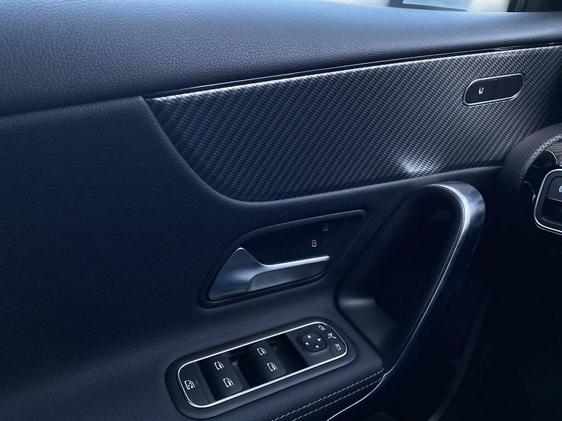 Mercedes-Benz Třídy A (2025) 200 - fotka 18 z 26