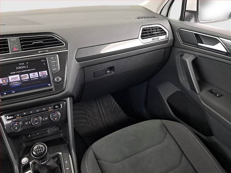 Volkswagen Tiguan (2017) 2.0 TDI - fotka 8 z 18