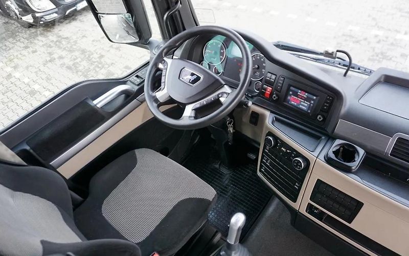 MAN TGX (2018) 18.360 shrnovačka EURO 6 - fotka 12 z 16