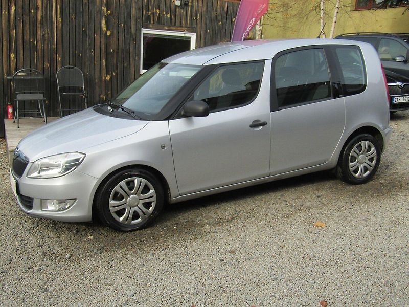 Škoda Roomster (2011) 1.6 TDI 66kW  BEZ KOROZE - fotka 2 z 34
