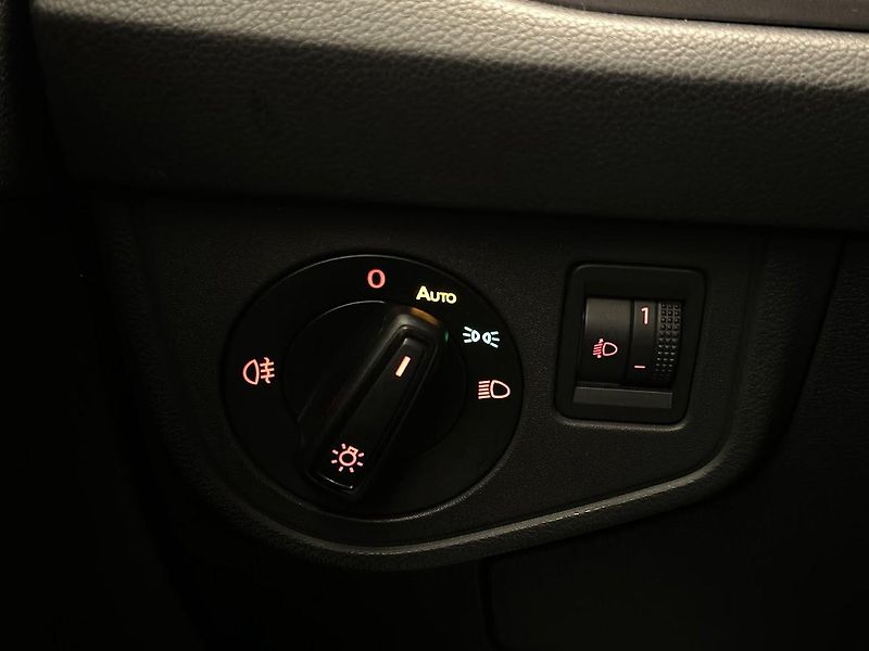 Volkswagen Polo (2022) 1.0i Comfort AUTOŠKOLA Přestav - fotka 17 z 24