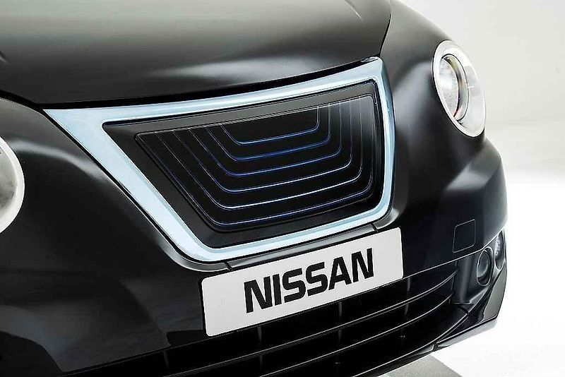 Upravený Nissan NV200 jako taxík pro Londýn.