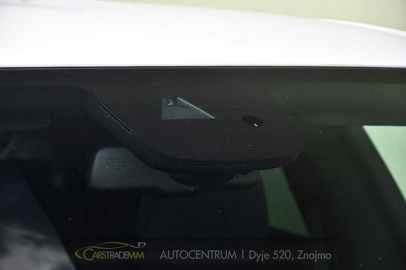 Alfa Romeo Stelvio 2.2 JTDm 154kW  Veloce - fotka 45 z 49