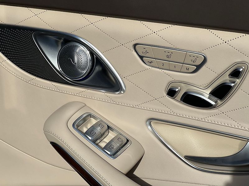 Mercedes-Benz Třídy S S 600 MAYBACH - fotka 32 z 36