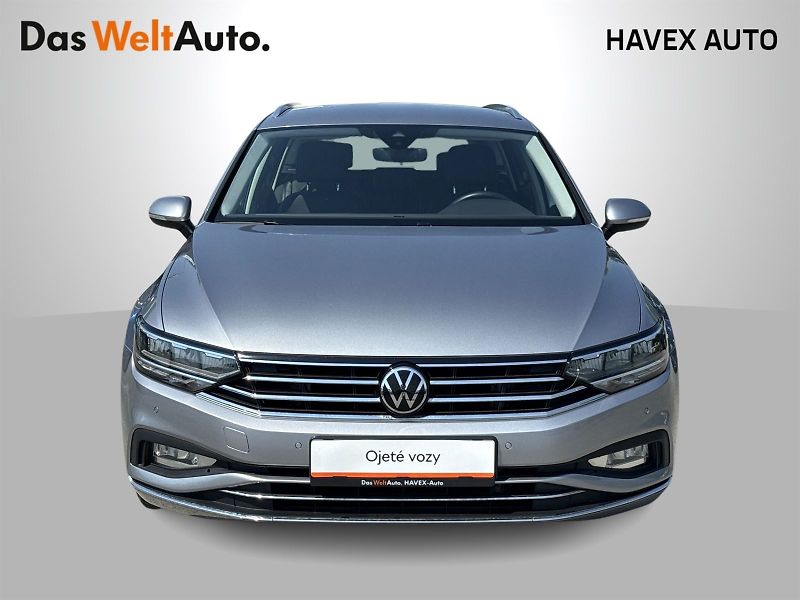 Volkswagen Passat (2021) Variant 1.5 TSI DSG Elegance - fotka 4 z 30
