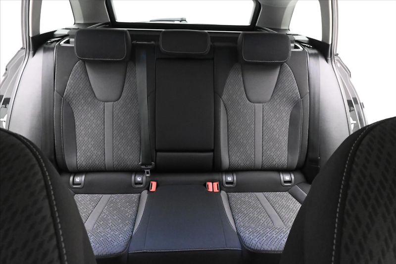 Škoda Octavia 2,0 TDI 110 kW DSG Style Záruk - fotka 28 z 31