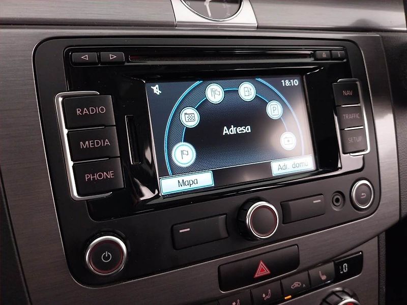 Volkswagen Passat (2012) Comfortline 2.0 TDI, Automat - fotka 17 z 25