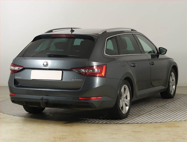 Škoda Superb (2019) Style 2.0 TDI, Serv.kniha - fotka 5 z 26