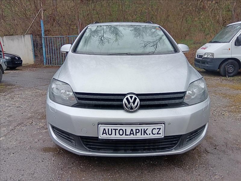 Volkswagen Golf Plus 2,0 TDi CR DSG  Trendline - fotka 2 z 24