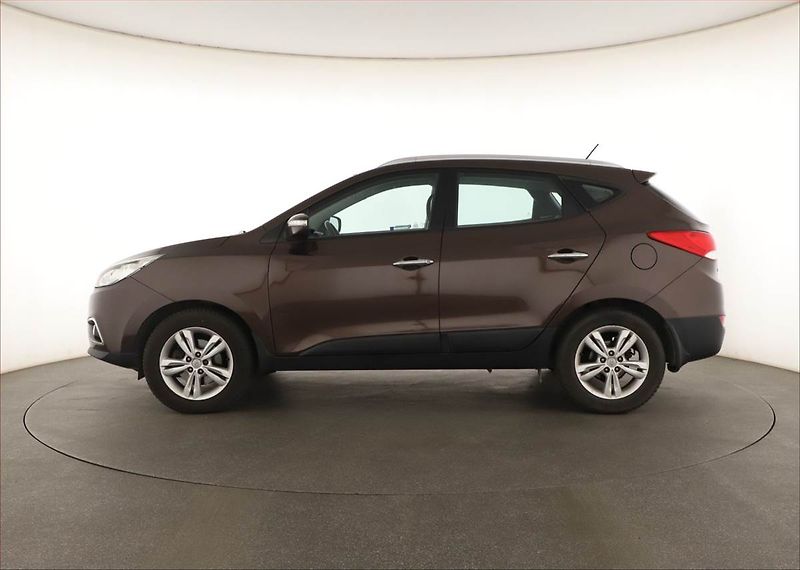 Hyundai ix35 (2013) 1.7 CRDi, Navi, Tempomat - fotka 3 z 17
