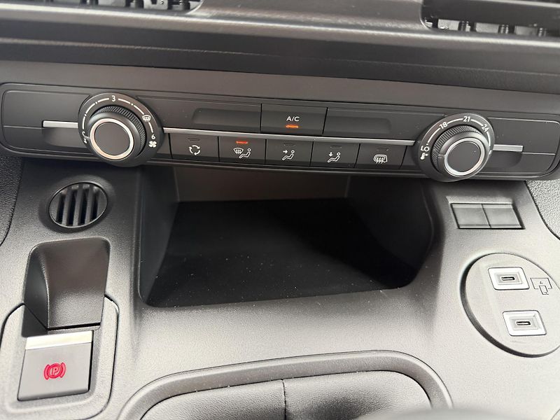 Peugeot Partner (2026) Furgon L2 1000 1.5 BlueHDi 130 - fotka 20 z 23