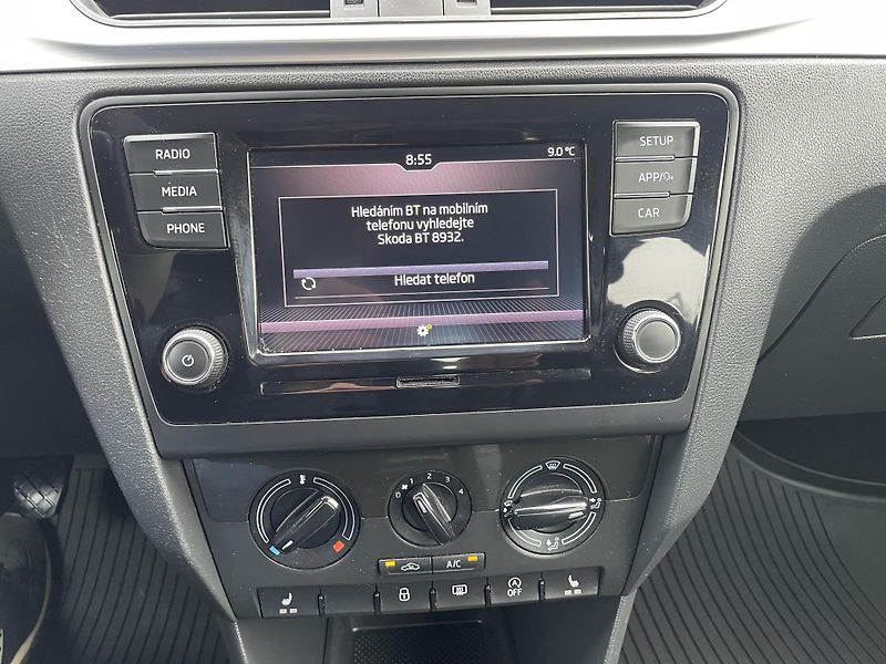 Škoda Rapid (2017) 1.0 TSI 70 KW AMBITION - fotka 16 z 17