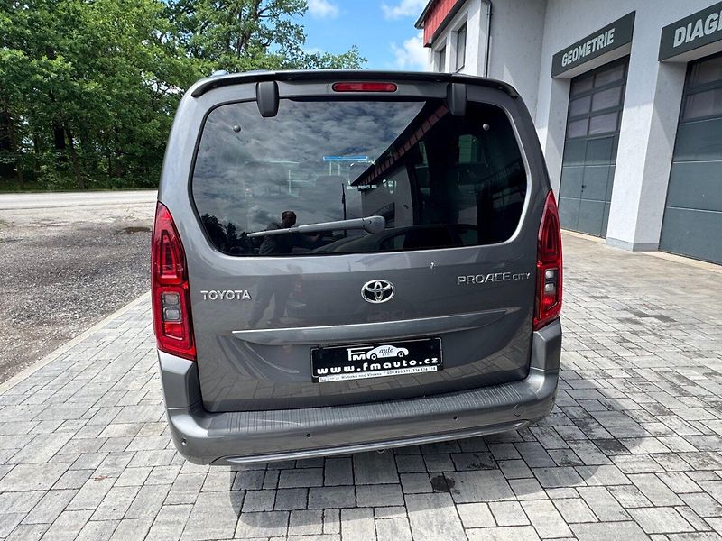 Toyota ProAce City Verso (2021) 1.2, 7míst, automat - fotka 6 z 30
