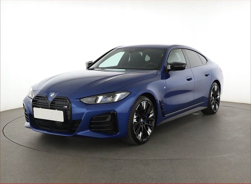 BMW Řada 4 (2025) M440i xDrive - fotka 2 z 20