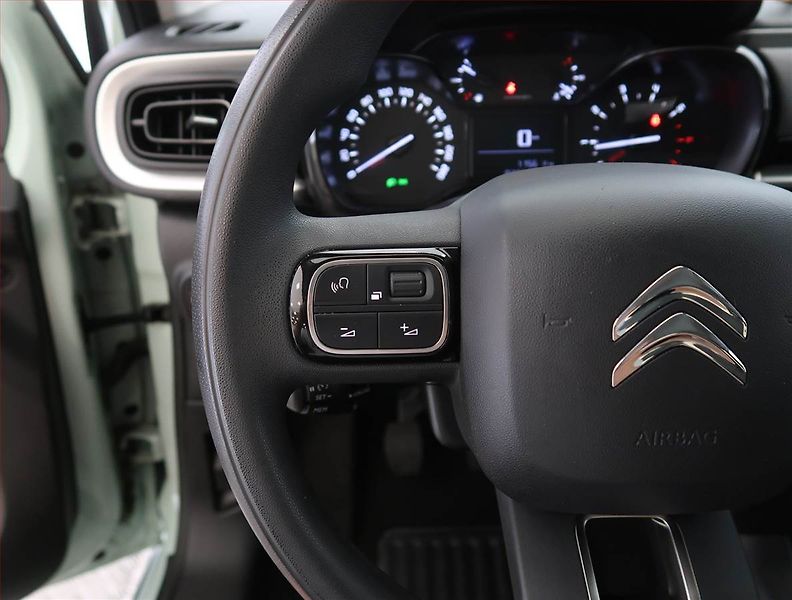 Citroën C3 (2019) 1.2 PureTech, Tempomat - fotka 16 z 20