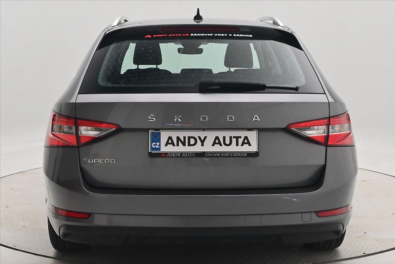 Škoda Superb 2,0 TDI 110 kW DSG Style Záruk - fotka 6 z 30