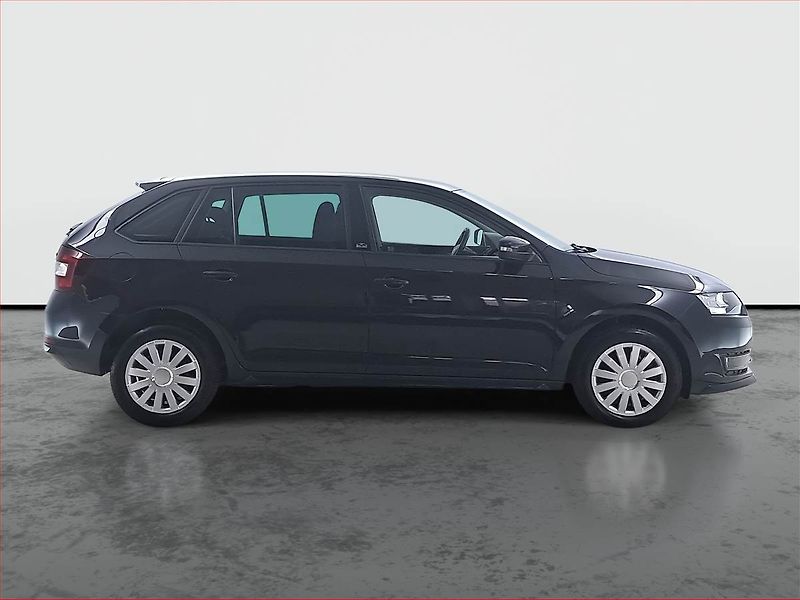 Škoda Rapid (2015) Spaceback 1.2 TSI, Xenony - fotka 6 z 15