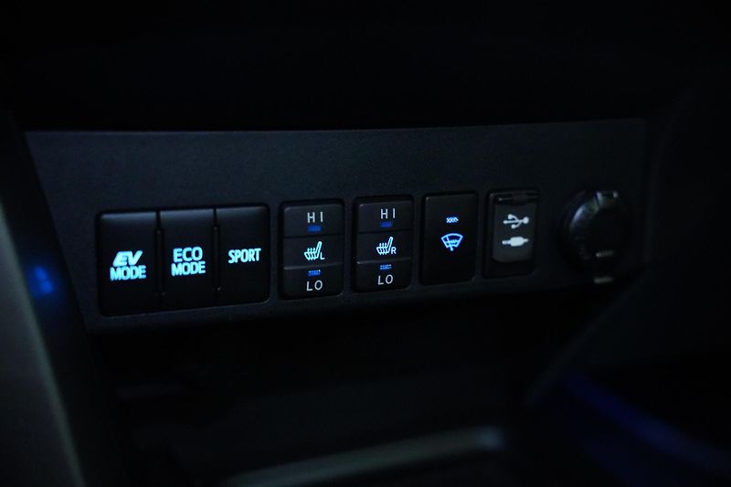 Toyota RAV4 - fotka 25 z 30