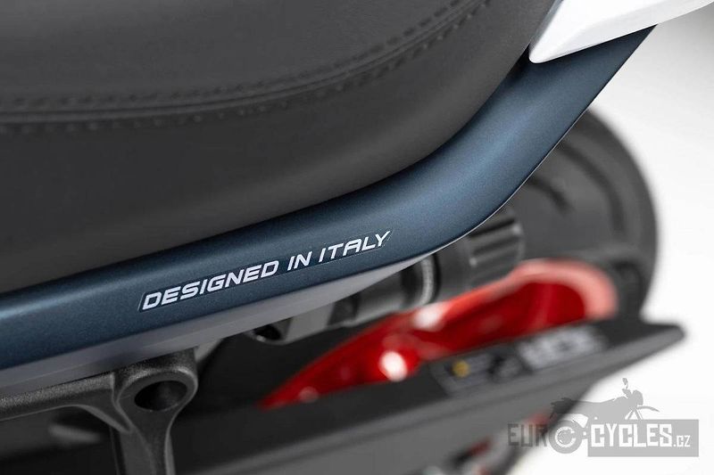 Benelli (2026) TRK 902 Stradale - fotka 5 z 18