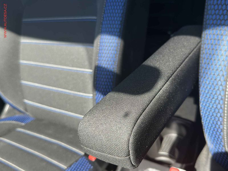 Dacia Duster (2020) 1.3TCe 4WD, 1.maj,ČR - fotka 19 z 20