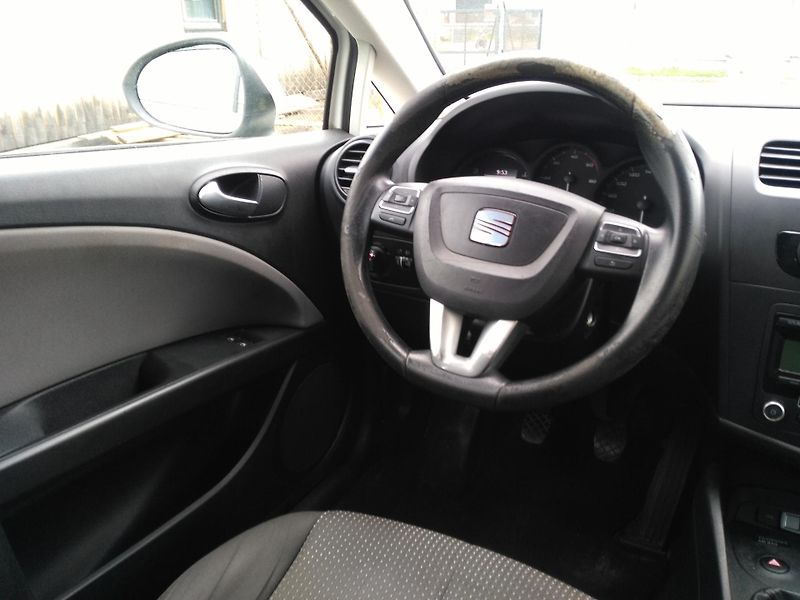 Seat Leon 1,6 TDI - fotka 9 z 29