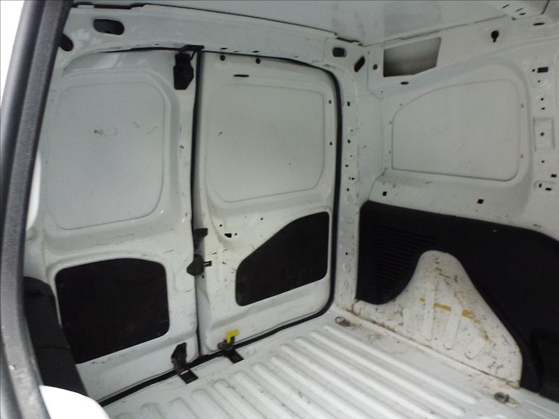Citroën Berlingo 1,6 HDI 3míst Tažné,Klima,Temp - fotka 23 z 49