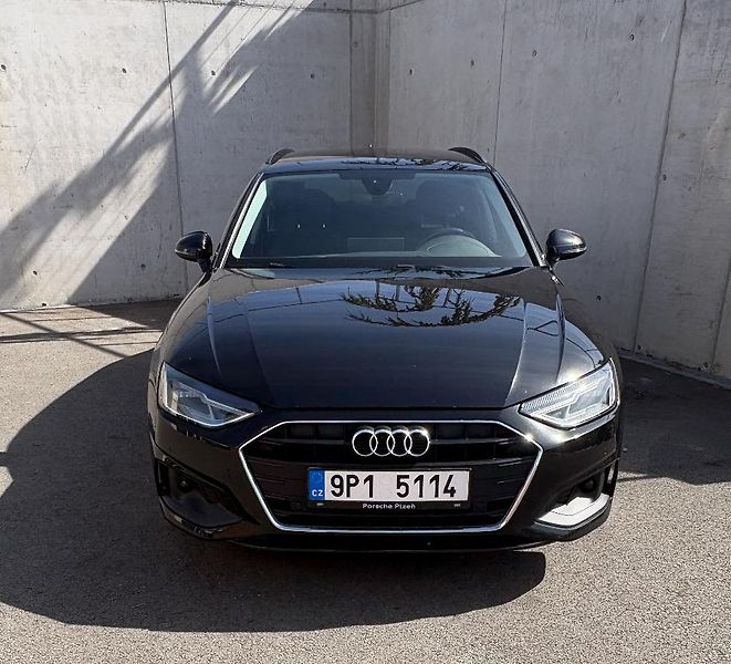 Audi A4 (2019) 2,0 TDI Mild Hybrid S tronic - fotka 20 z 25